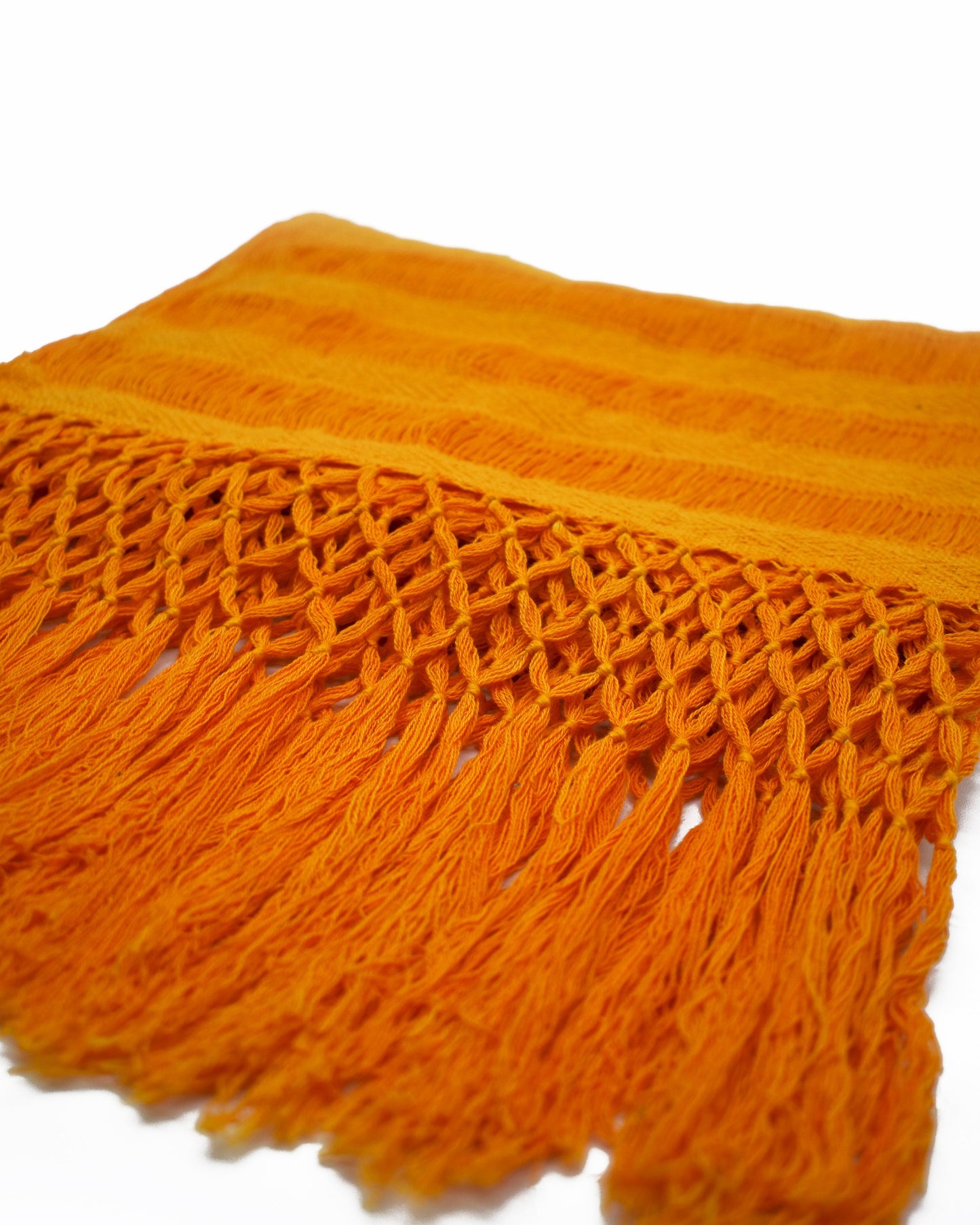 Rebozo Naranja Cempasúchil – Tejido en Telar de Pedal con Flecos, 100% Algodón