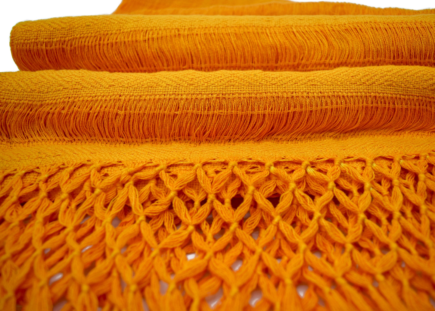 Rebozo Naranja Cempasúchil – Tejido en Telar de Pedal con Flecos, 100% Algodón